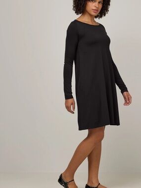 Wool& Rowena Long Sleeve Swing Dress Black Merino Wool Travel Capsule Wardrobe